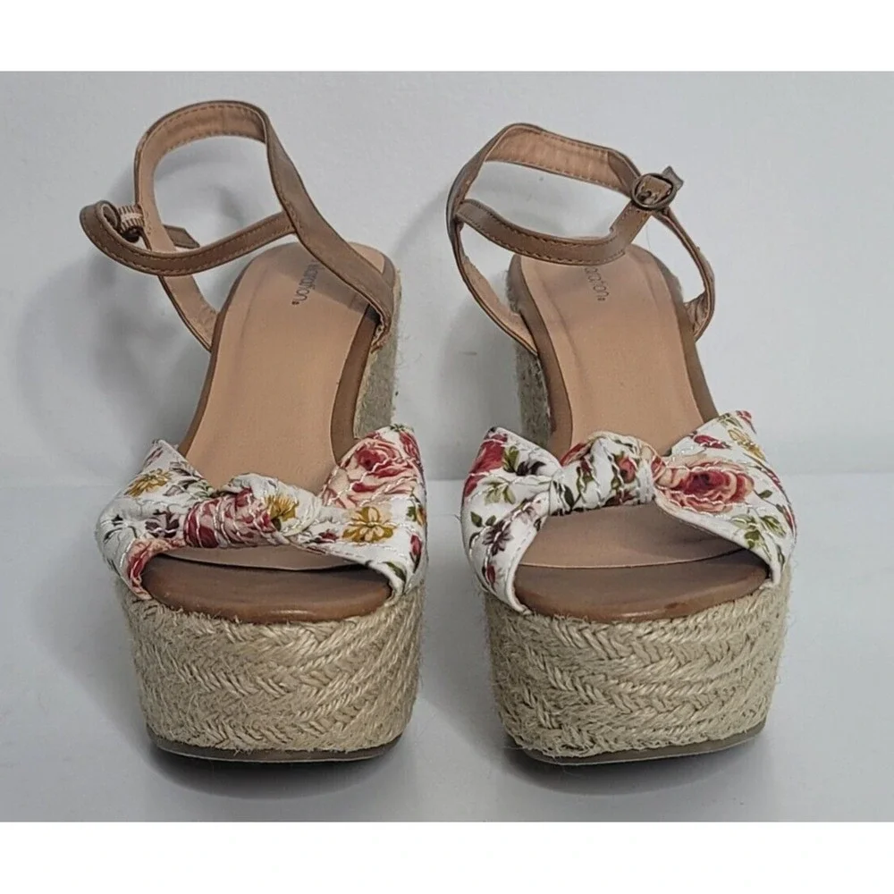 Xhilaration Womens Sandals 9 Twyla Floral Espadrille Platform Jute Wedge Heels